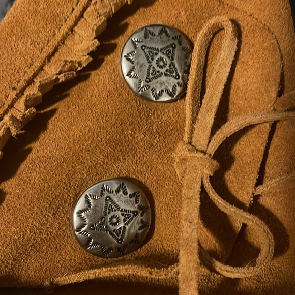 Minnetonka moccasins - Picture 2 of 3